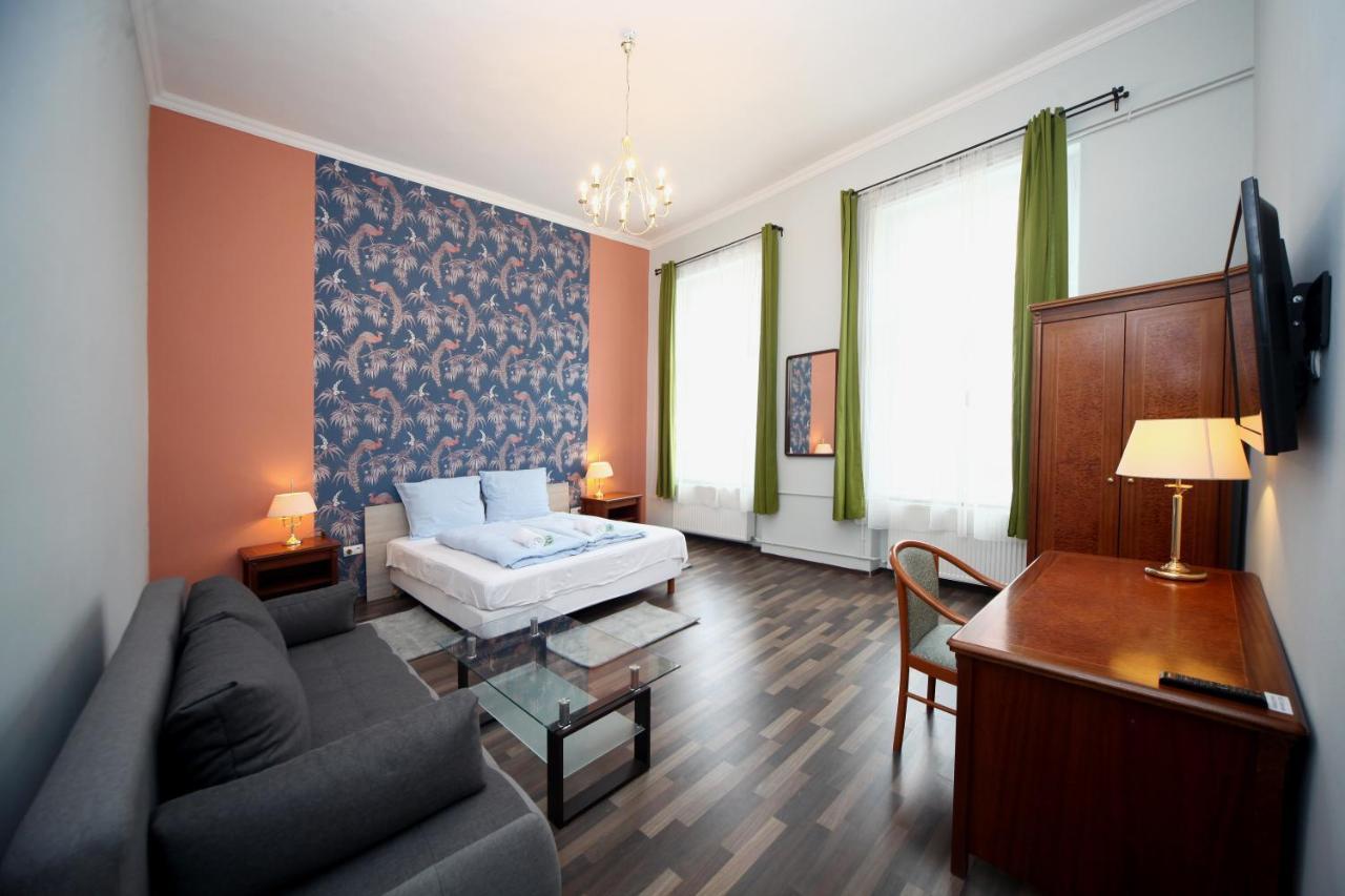 Cherry Apartman Eger Exterior photo